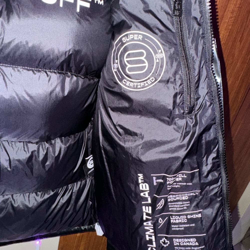 Aritzia Black Bomber Jacket - Picture 3 of 5